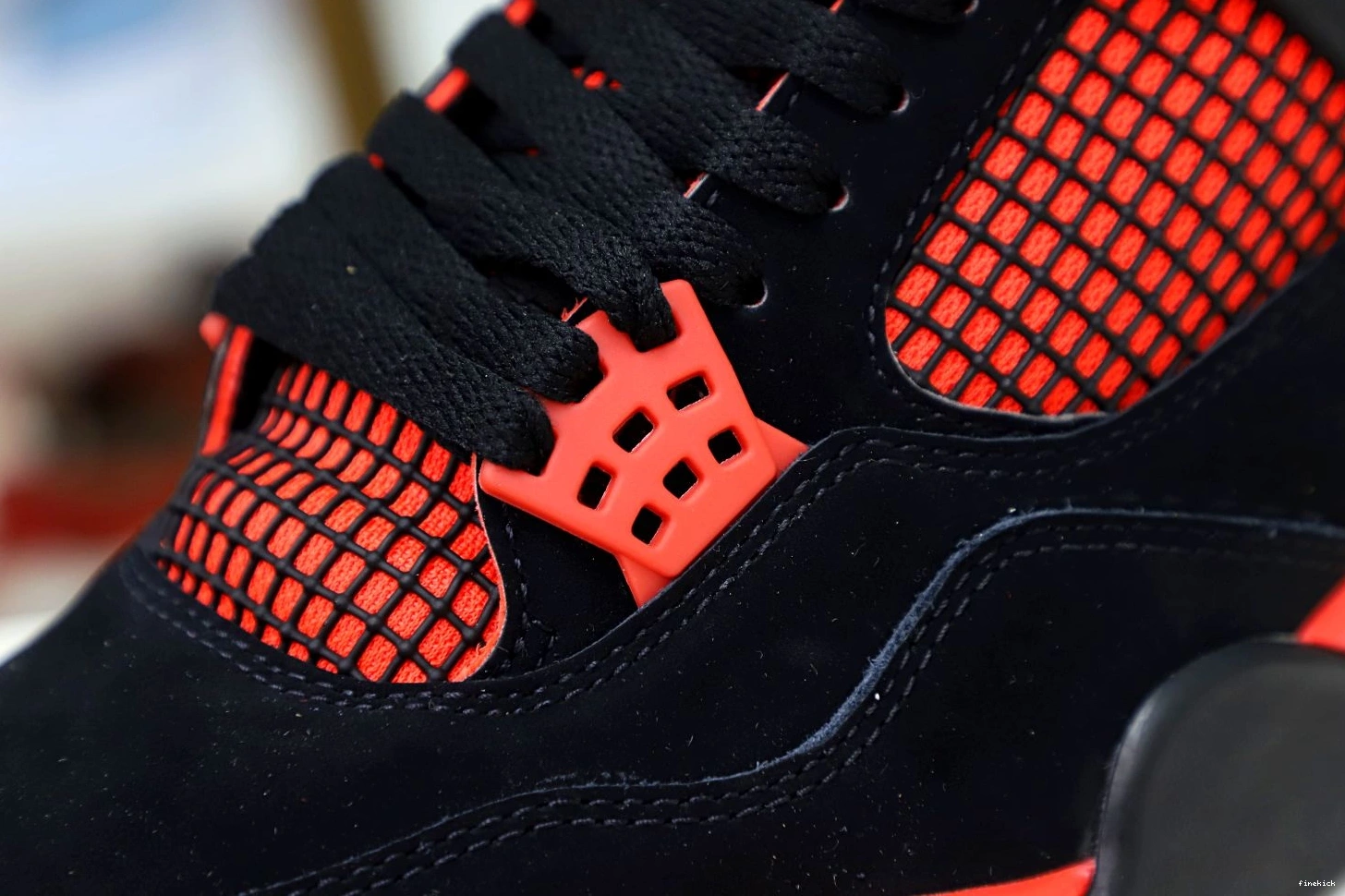 AIR 'RED RETRO 4 JORDAN THUNDER' 0905